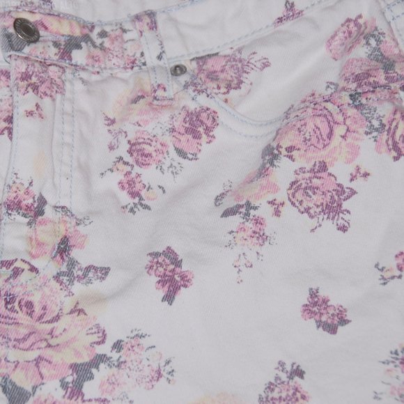Target Floral Print Denim Shorts - Picture 3 of 4